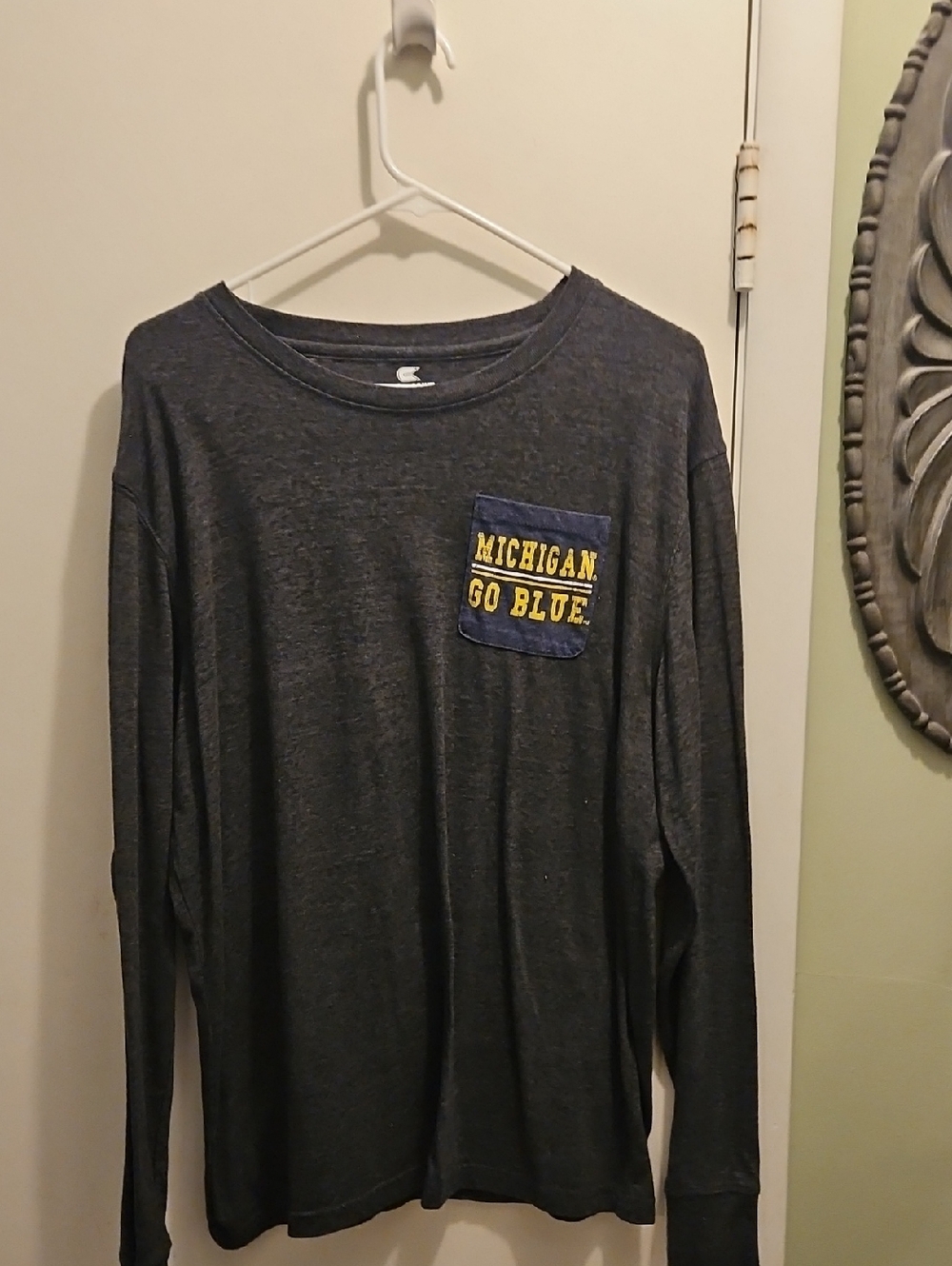 Michigan Wolverines Men's XL Long Sleeve T-Shirt
